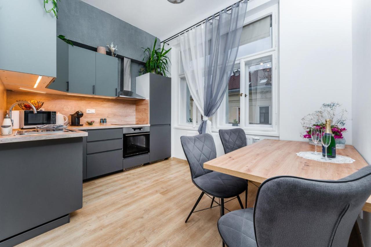 Alla Prague Apartment Exterior photo
